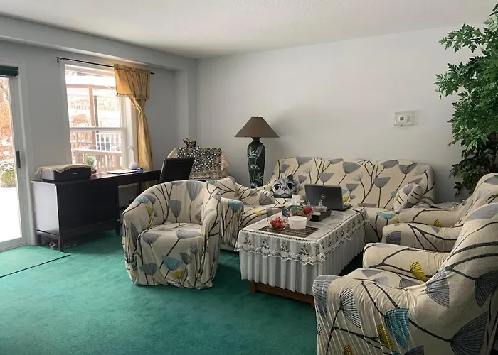 One-Bedroom King Suite
